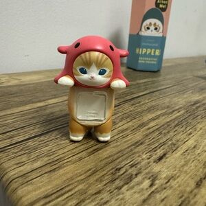 Mofusand Hipper (Octopus Meow)